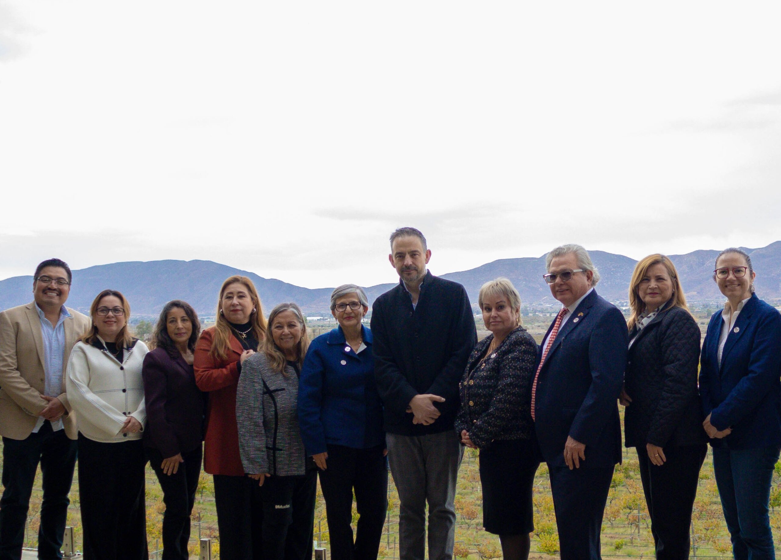 Miembros, Delegados y Secretaria Ejecutiva de la Sección mexicana de la CSFMEU